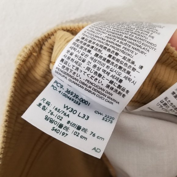 Levi's Premium RIBCAGE Boot White Tab Corduroy Pants Size 30 - Picture 13 of 14